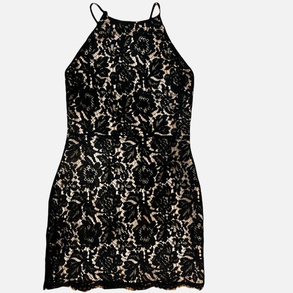 ASTR Black High Neck Sleeveless Sexy Lace Mini Dress Black and Beige Size Medium - Picture 2 of 9
